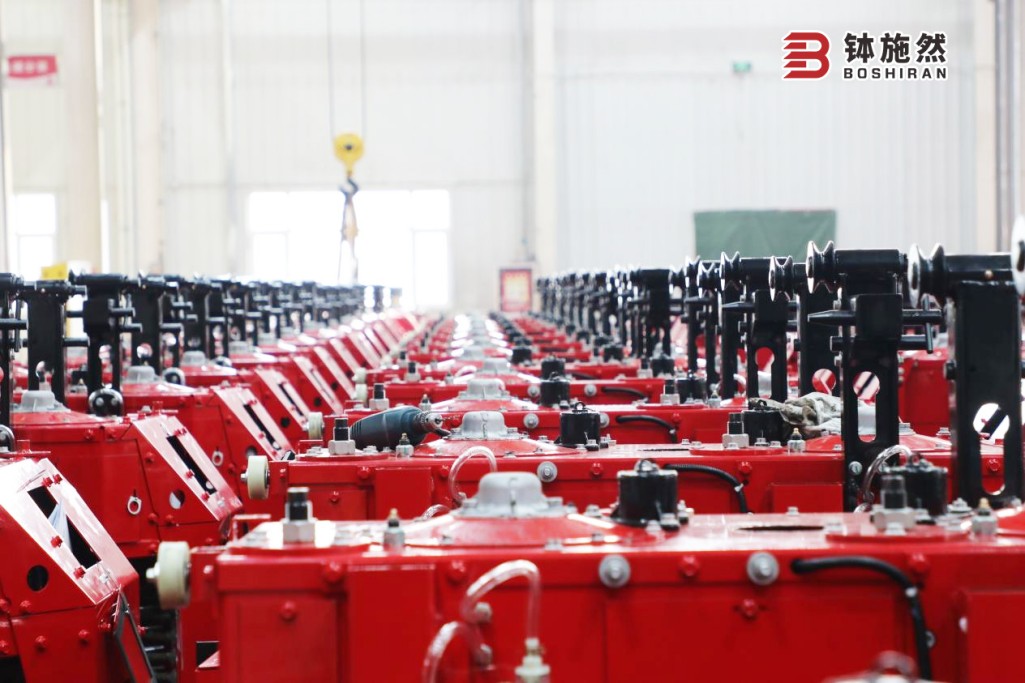 Enter the workshop! Cotton pickers usher in the peak period of returning to the factory for maintenance and maintenance, vigorously improving the level of agricultural mechanization